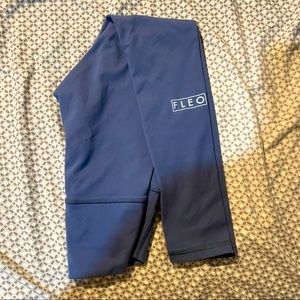 Fleo leggings!